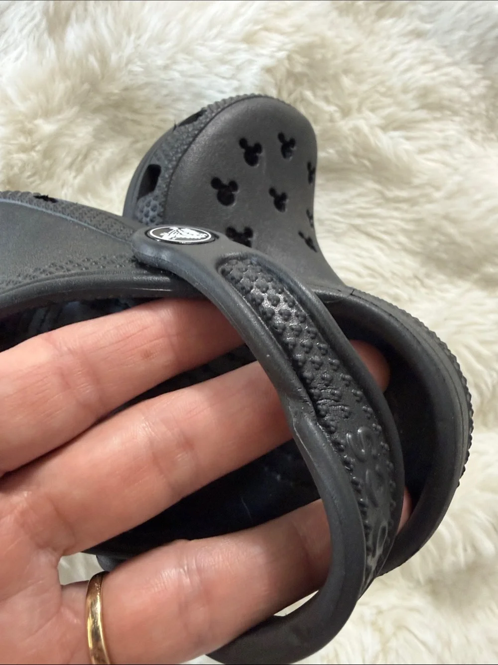 CROCS Disney Parks Mickey Ear Cutout Kids Black Classic Clogs